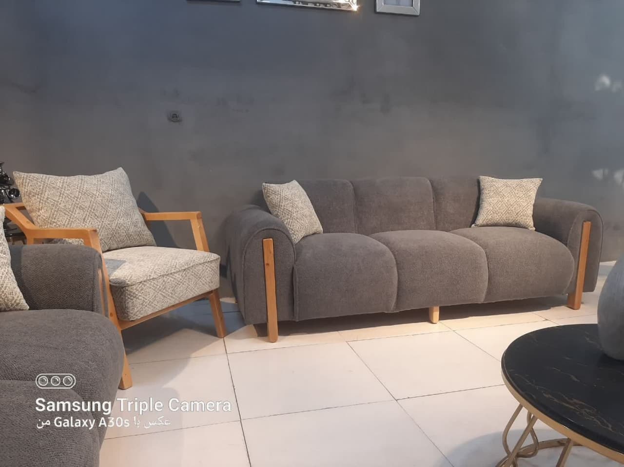 مبل مینیمال لوییس 